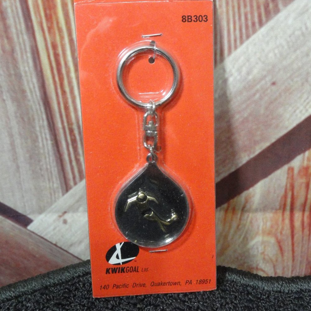 Kwik goal Soccer player key chain~new, Soccer fan~soccor mom - Picture 1 of 3